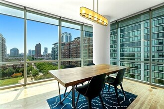 1201 S Prairie Ave in Chicago, IL - Building Photo - Building Photo