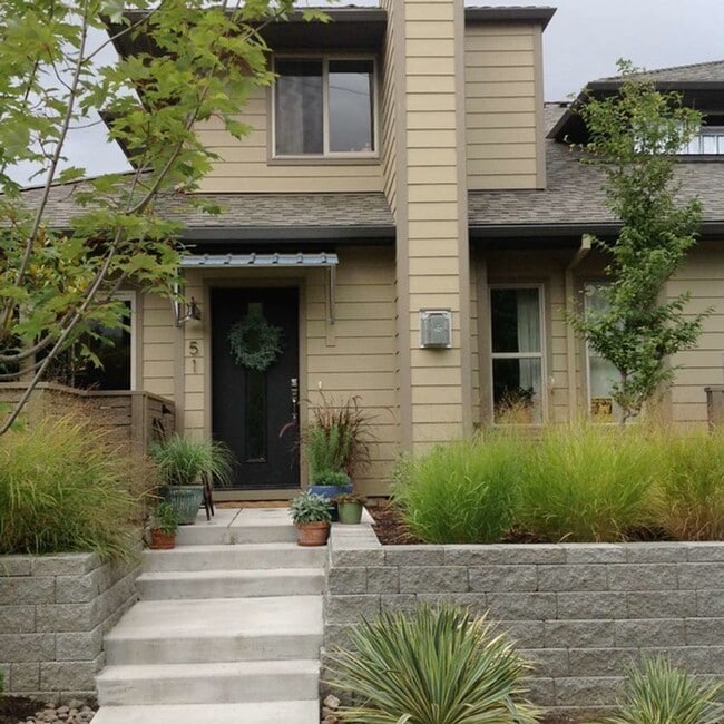 property at 51 N Mountain Ave
