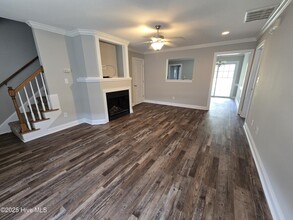 1868 Cambria Dr in Greenville, NC - Building Photo - Building Photo