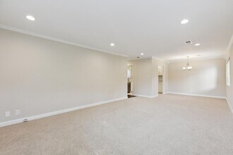 854 University Ave in Palo Alto, CA - Building Photo - Building Photo