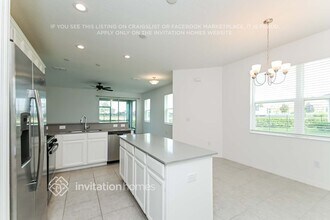 6242 Camino Dr in Apollo Beach, FL - Building Photo - Building Photo