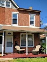 615 S Matlack St in West Chester, PA - Foto de edificio - Building Photo
