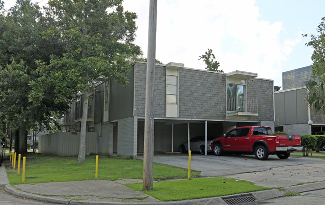 1031 Carrollton Ave in Metairie, LA - Building Photo - Building Photo