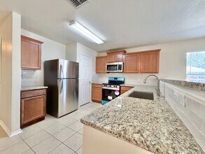 2602 Skybound in San Antonio, TX - Building Photo - Building Photo