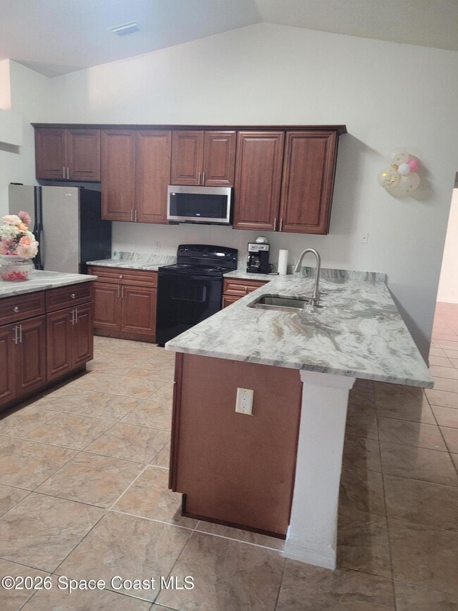 231 Alcantarra St NW in Palm Bay, FL - Building Photo - Building Photo