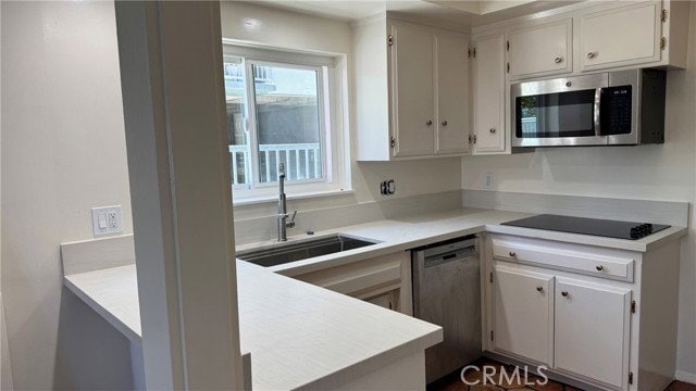 property at 639 Paseo De La Playa