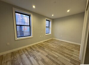 201 15th St, Unit 1 in Jersey City, NJ - Building Photo - Building Photo