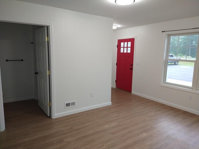 34 Davey Dr in Peru, NY - Building Photo - Building Photo