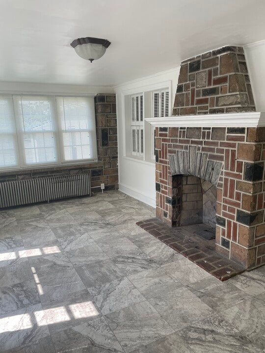2443 Yellow Springs Rd, Unit 2443 in Malvern, PA - Foto de edificio