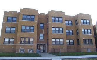 7601-7605 S Emerald Ave Apartamentos