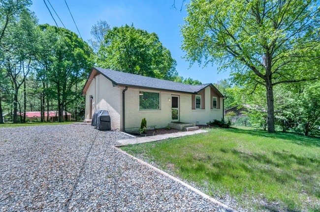 7311 Birch Bark Dr in Fairview, TN - Building Photo - Building Photo