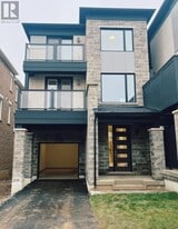 1208 Granary St in Oakville, ON - Building Photo