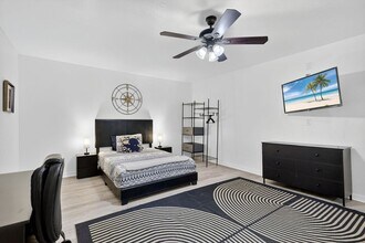 3001 Skyline Blvd in Cape Coral, FL - Building Photo - Building Photo