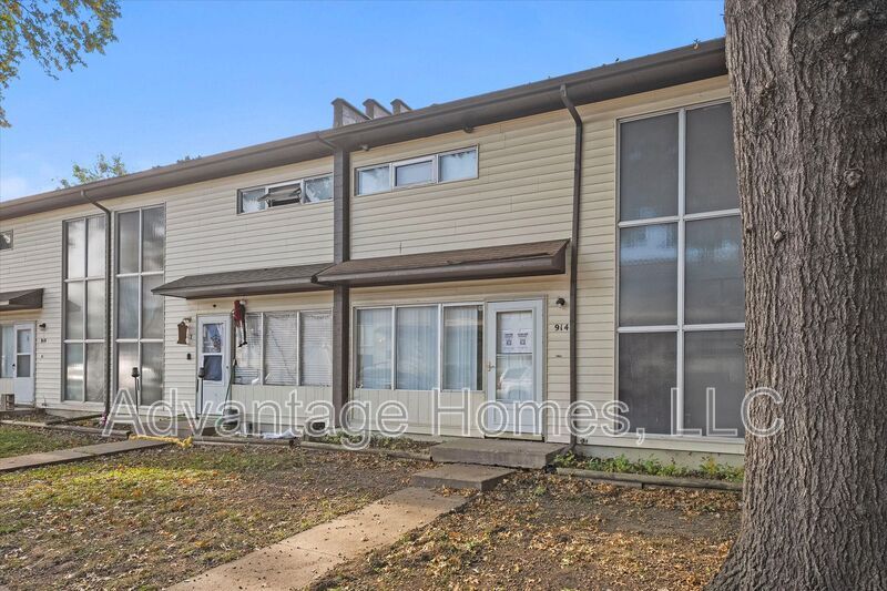 914 N 70th St in Kansas City, KS - Building Photo