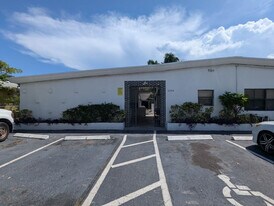 2238 Fillmore St in Hollywood, FL - Building Photo