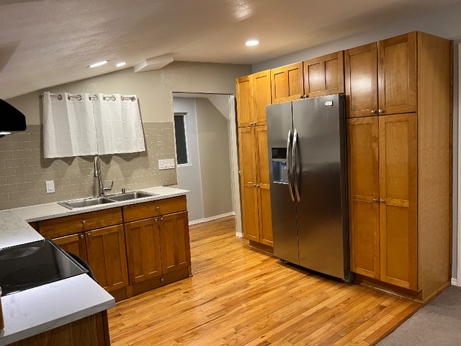 20062 E Chapman Ave in Orange, CA - Foto de edificio - Building Photo