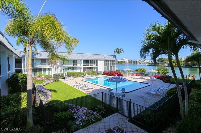 property at 333 Harbour Dr