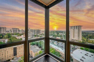 2870 Pharr Ct S Northwest in Atlanta, GA - Building Photo