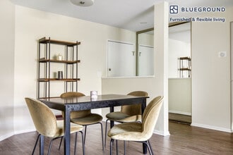 1626 Malcolm Ave in Los Angeles, CA - Building Photo - Building Photo