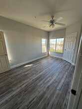 4316 Bayside Village Dr in Tampa, FL - Building Photo - Building Photo