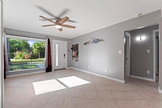 1610 Fletcher St in Hollywood, FL - Building Photo - Building Photo