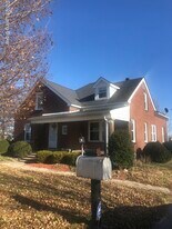 2167 Eminence in Shelbyville, KY - Building Photo