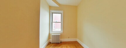 22 Grand View Ave, Unit 1 in Somerville, MA - Building Photo - Building Photo