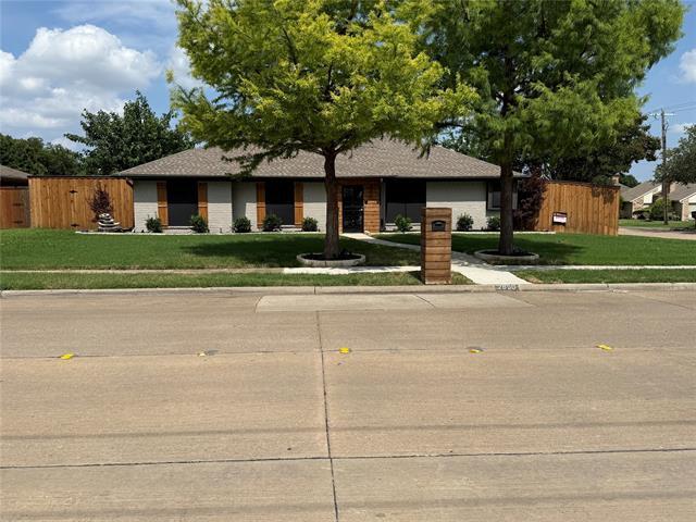 2600 Mission Ridge Rd in Plano, TX - Foto de edificio