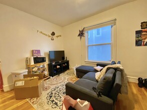 13 Higgins St, Unit #1 in Boston, MA - Building Photo - Building Photo