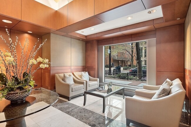 445 E North Water St, Unit 1305 in Chicago, IL - Foto de edificio - Building Photo