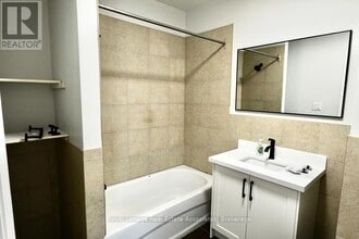 246 Marlborough St in Brantford, ON - Building Photo - Building Photo