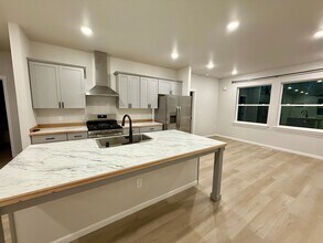 630 Wortham Ave in Kenai, AK - Building Photo - Building Photo