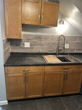 84 N Bend St in Pawtucket, RI - Foto de edificio - Building Photo