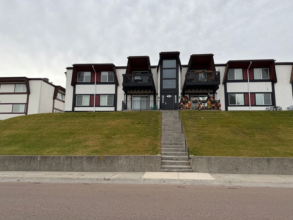 228 13th St S in Great Falls, MT - Foto de edificio