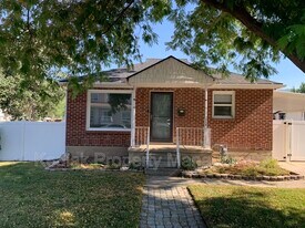 150 W 1050 S in Bountiful, UT - Building Photo