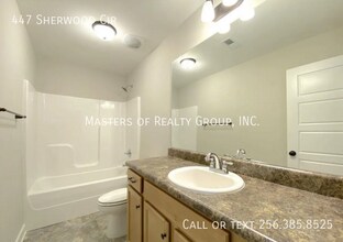 447 Sherwood Cir in Calera, AL - Building Photo - Building Photo