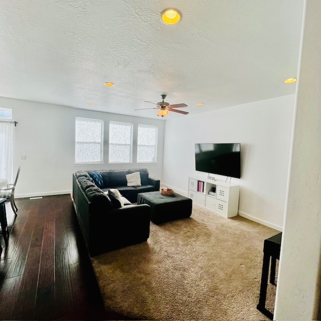 4104 Fremont Dr in Lehi, UT - Foto de edificio - Building Photo