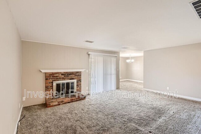 7332 S Xenia Cir in Centennial, CO - Building Photo - Building Photo