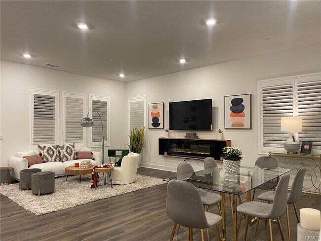 9337 Astor in Irvine, CA - Building Photo - Building Photo