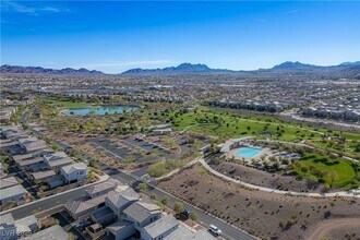 276 Kindly Way in Henderson, NV - Building Photo - Building Photo