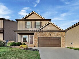 2300 Madeline vine ln in Knoxville, TN - Building Photo