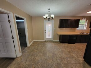 515 Tall Pines St in Crestview, FL - Building Photo - Building Photo