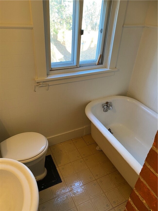 287 Maplewood Ave in Rochester, NY - Building Photo - Building Photo