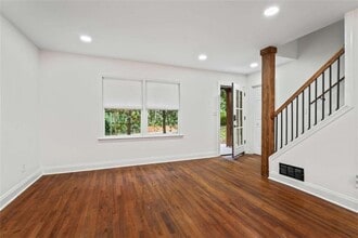 2735 Defoors Ferry Rd NW in Atlanta, GA - Building Photo - Building Photo