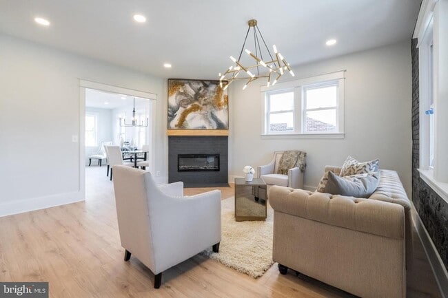 property at 113 Madison St NW