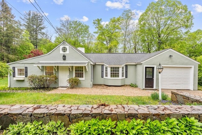 property at 13 South St
