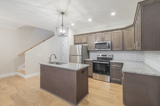 420 Wren Crest Ln in Florence, SC - Building Photo - Interior Photo