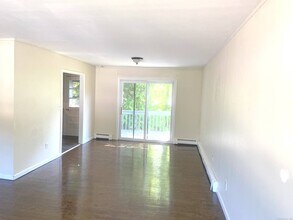 20 Heritage Pl in Bridgeport, CT - Building Photo - Building Photo