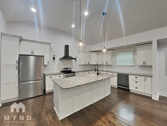 property at 1898 Canterbury St