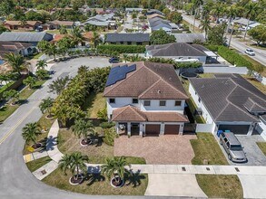 16820 SW 109th Pl in Miami, FL - Building Photo - Building Photo